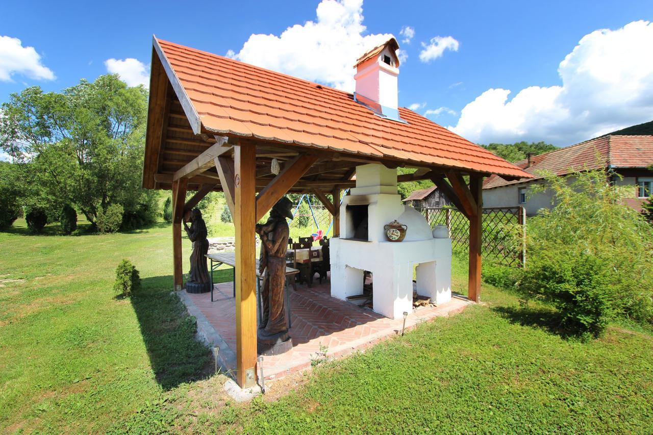 Felso Fogado Bed & Breakfast Felsotold Exterior photo