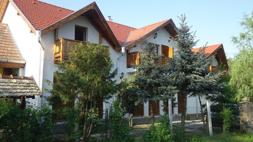 Felso Fogado Bed & Breakfast Felsotold Exterior photo