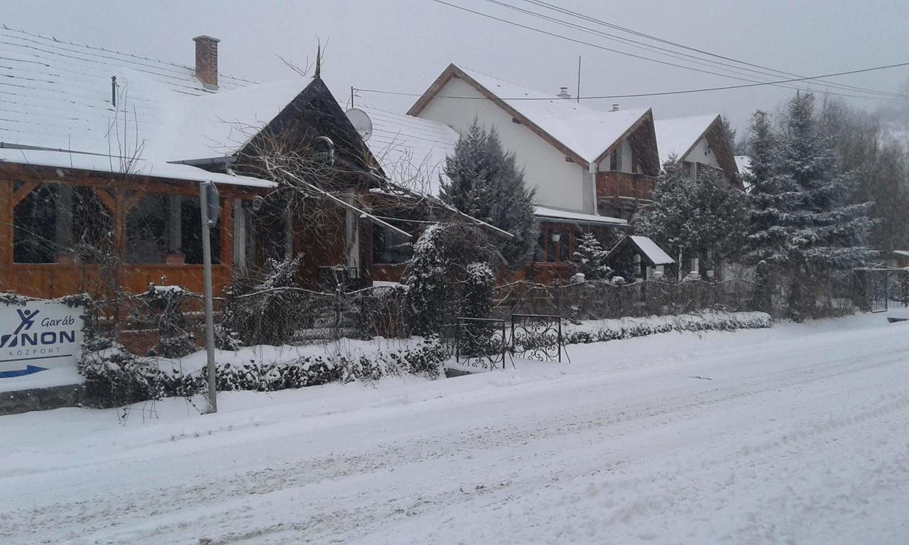 Felso Fogado Bed & Breakfast Felsotold Exterior photo